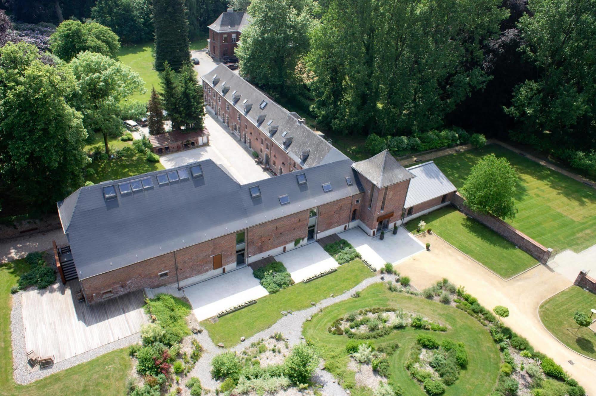 Hotel Le Val-Fayt ภายนอก รูปภาพ