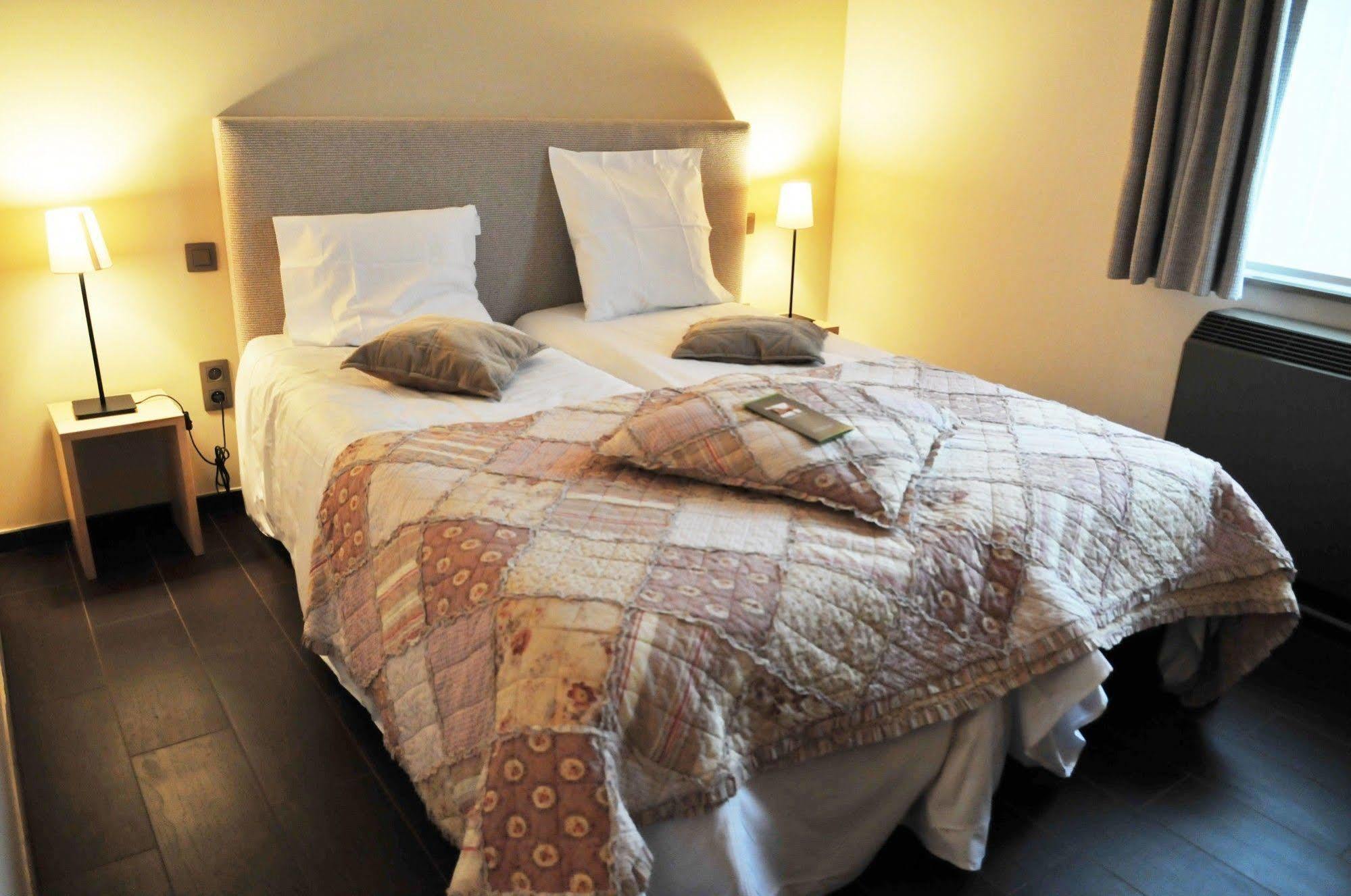 Hotel Le Val-Fayt ภายนอก รูปภาพ